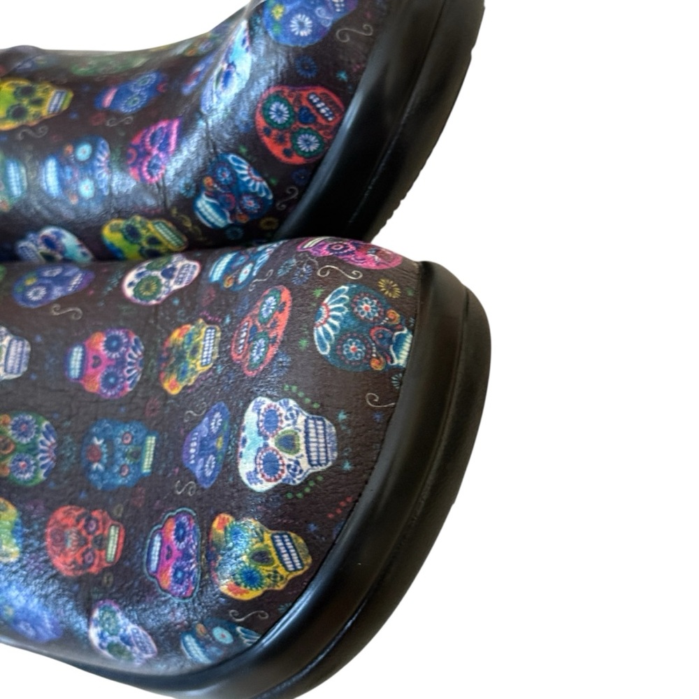 Alegria Multicolor Skull Pattern Clogs - image 4